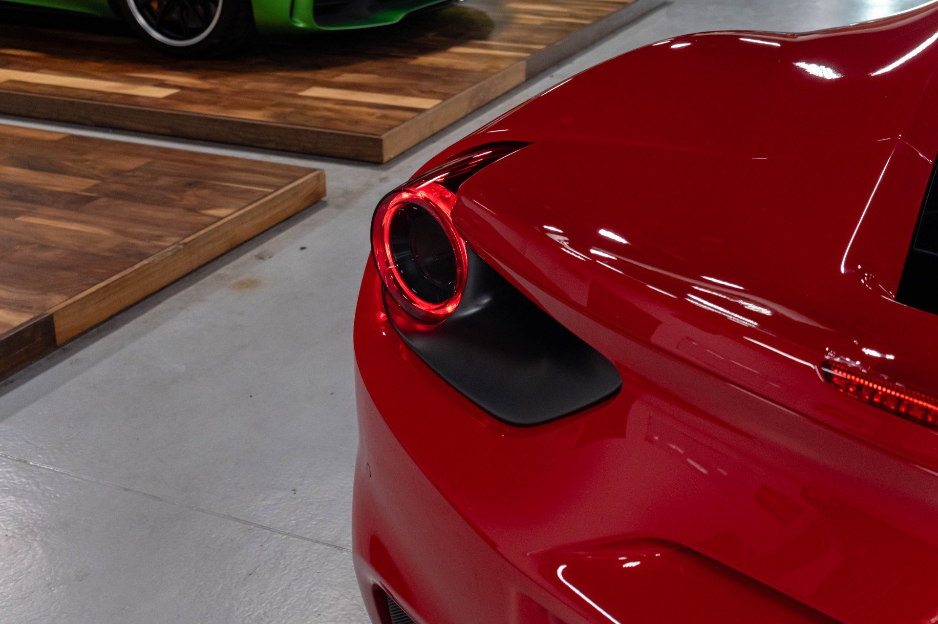 Used 2018 Ferrari 488 GTB RWD image 75