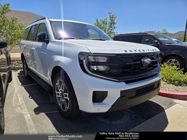 Used 2025 Ford Expedition Active