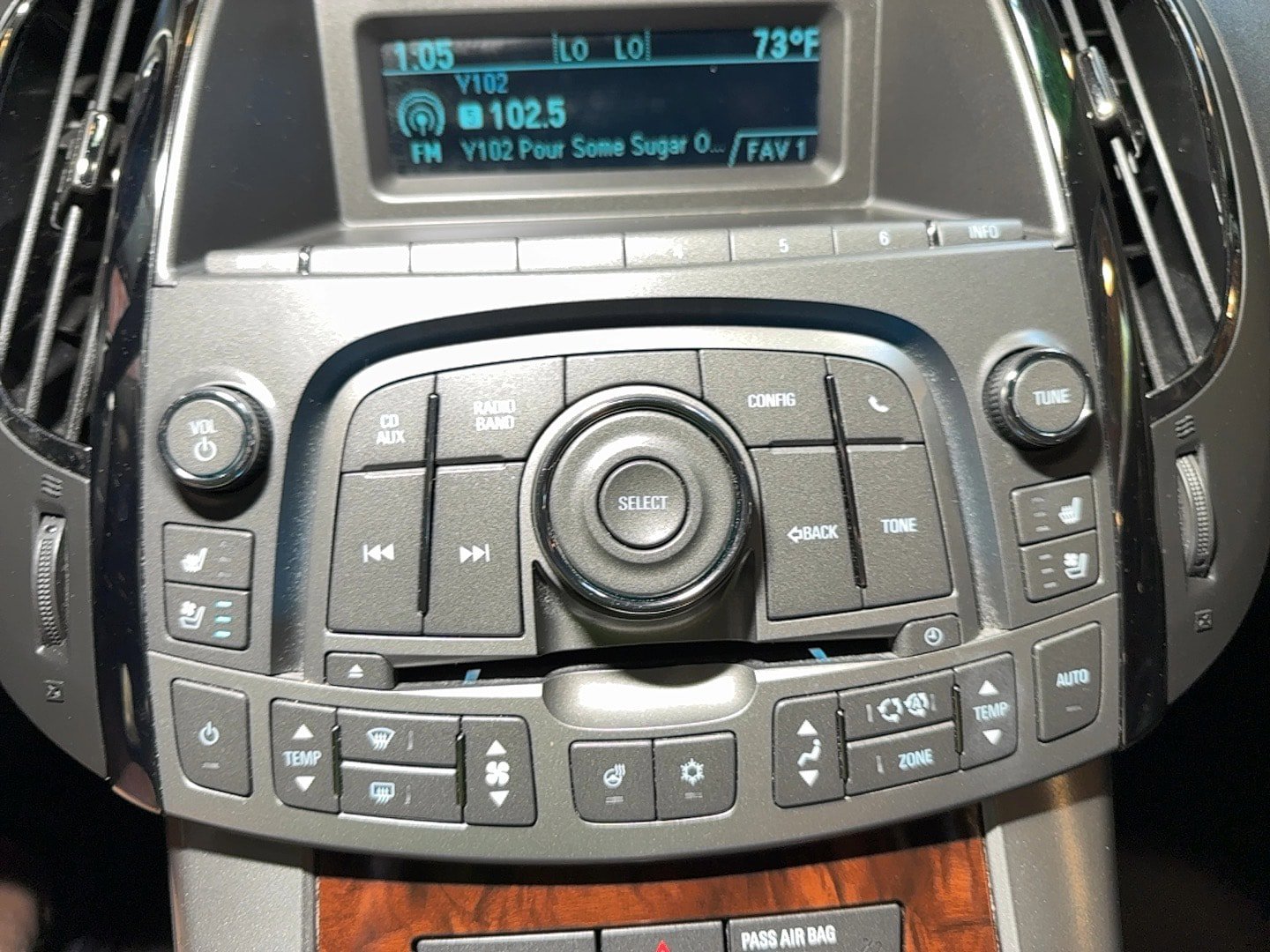 Used 2011 Buick LaCrosse CXS FWD image 23