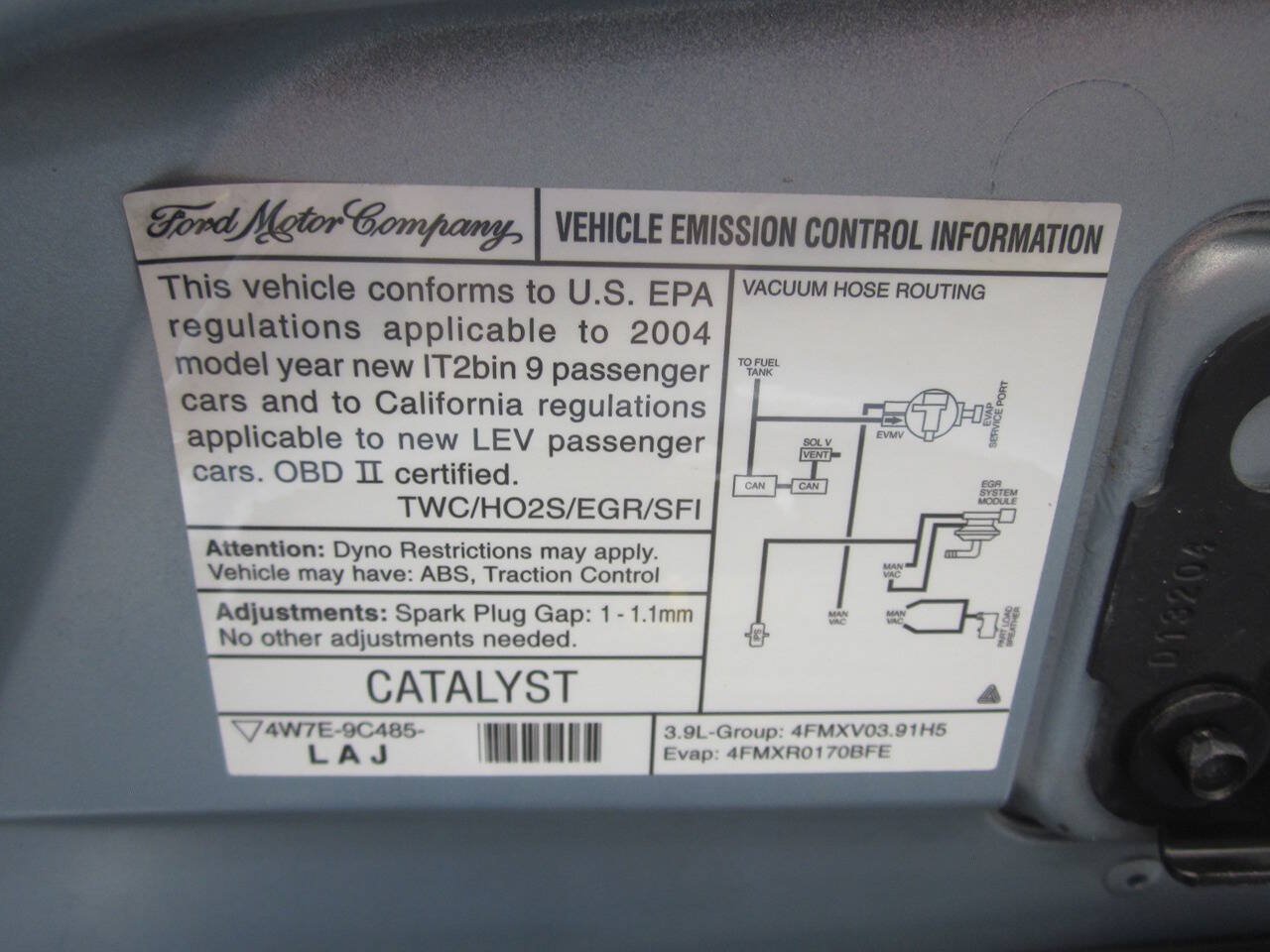 Used 2004 Ford Thunderbird RWD image 16