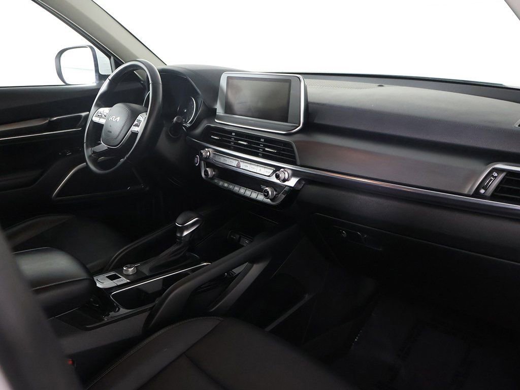 Used 2022 Kia Telluride LX image 26