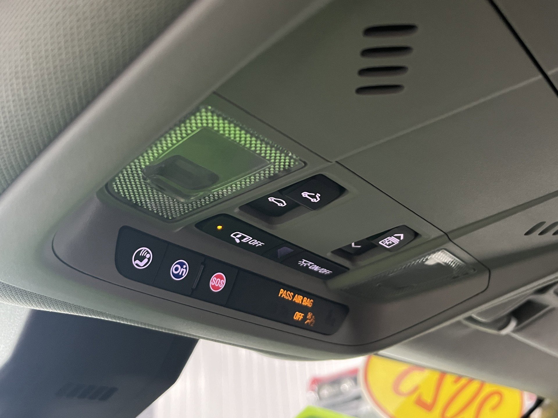 Certified 2023 GMC Terrain SLE w/ Driver Convenience Package image 15