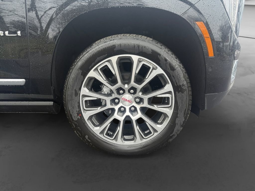 New 2026 GMC Yukon XL Denali w/ Sun & Power Step Package AWD/4WD image 30