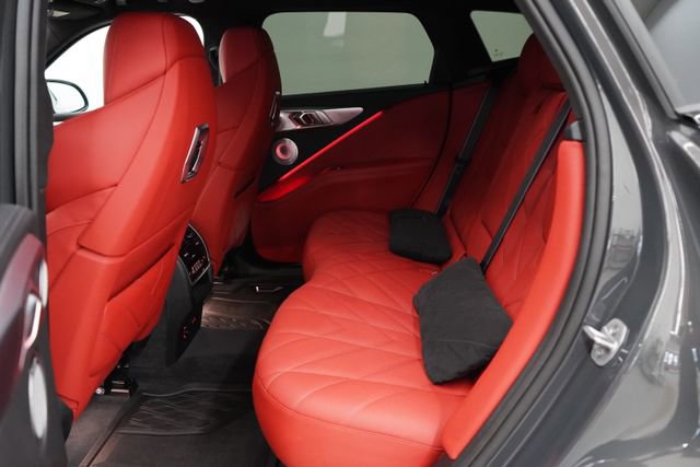 Used 2025 BMW XM image 10