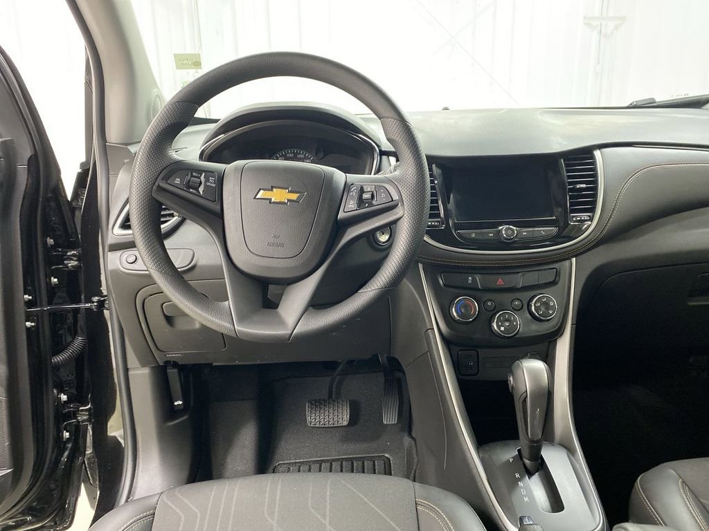 Used 2021 Chevrolet Trax LT image 19