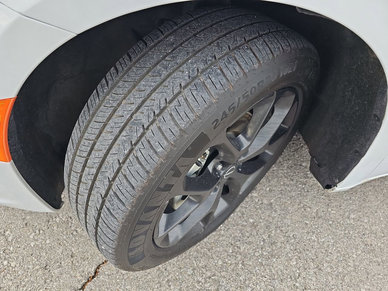 Used 2025 Chrysler Pacifica Limited image 39