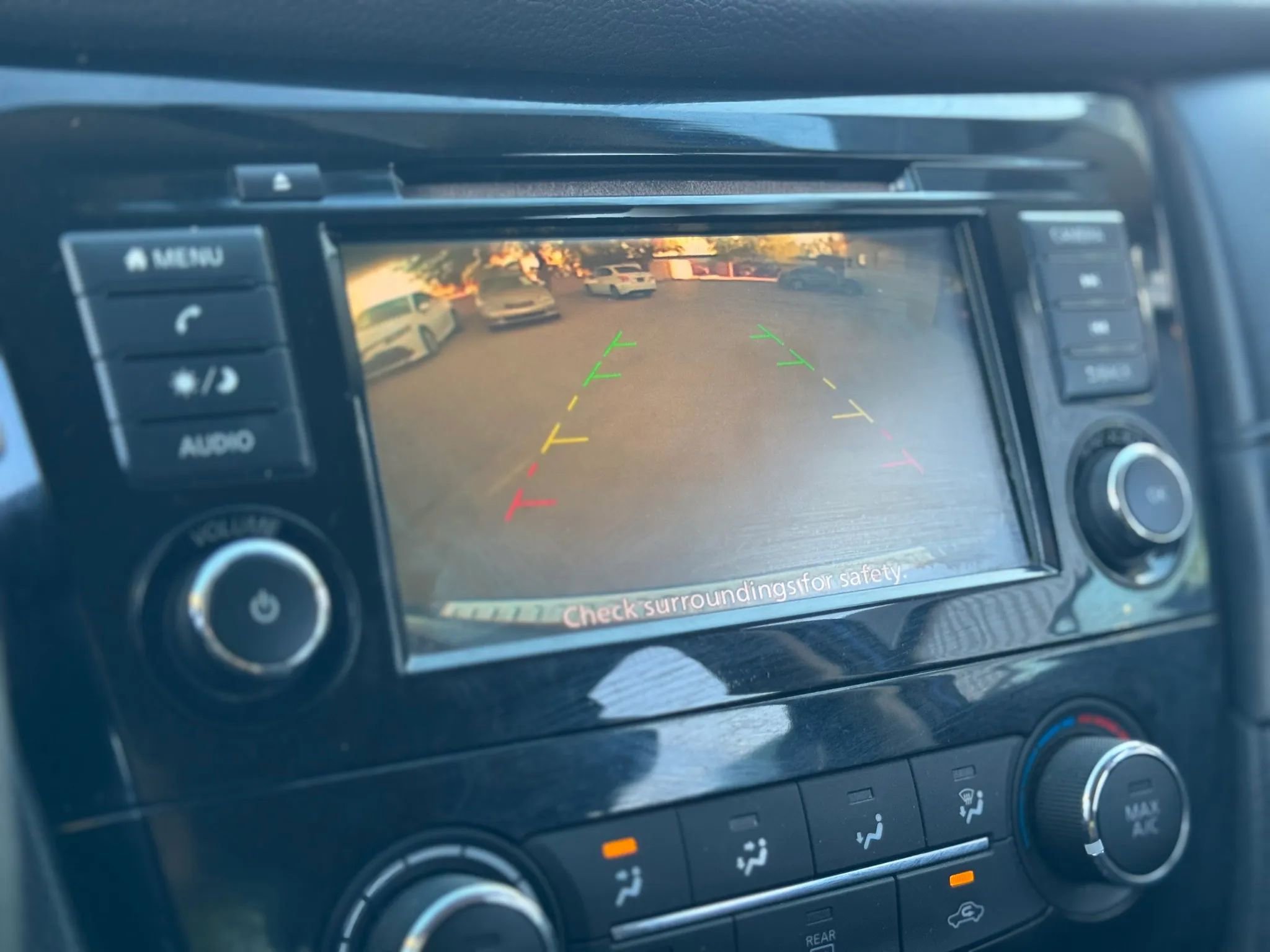 Used 2018 Nissan Rogue S image 22