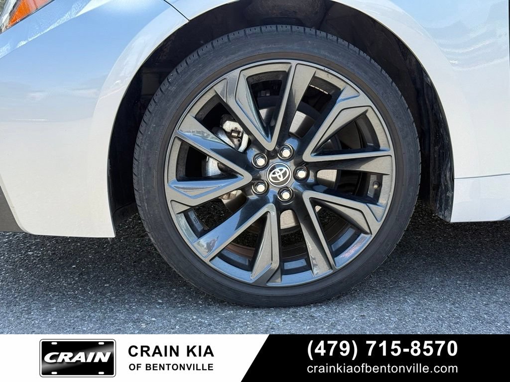 Used 2025 Toyota Corolla SE FWD image 32