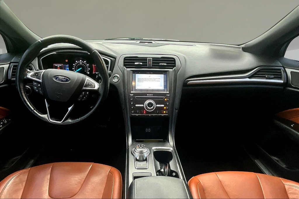 Used 2019 Ford Fusion Titanium AWD/4WD image 5