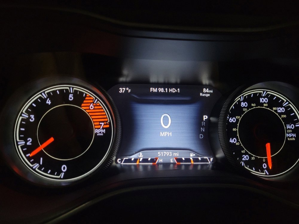 Used 2019 Jeep Cherokee Limited image 23