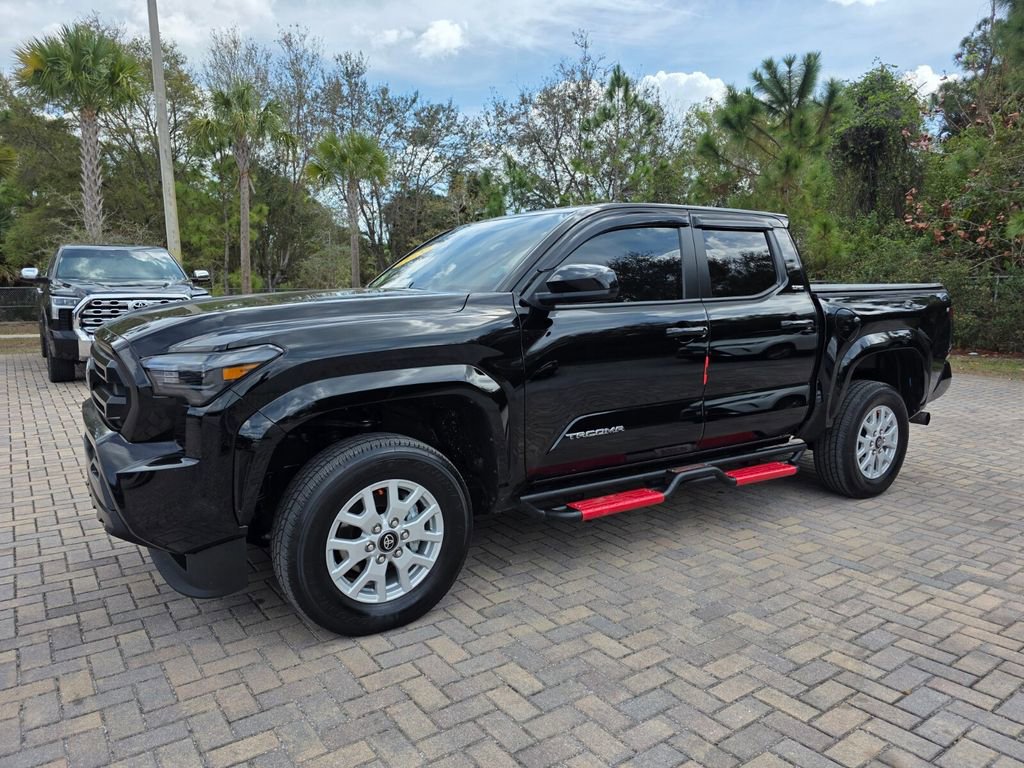 Certified 2024 Toyota Tacoma SR5 image 3