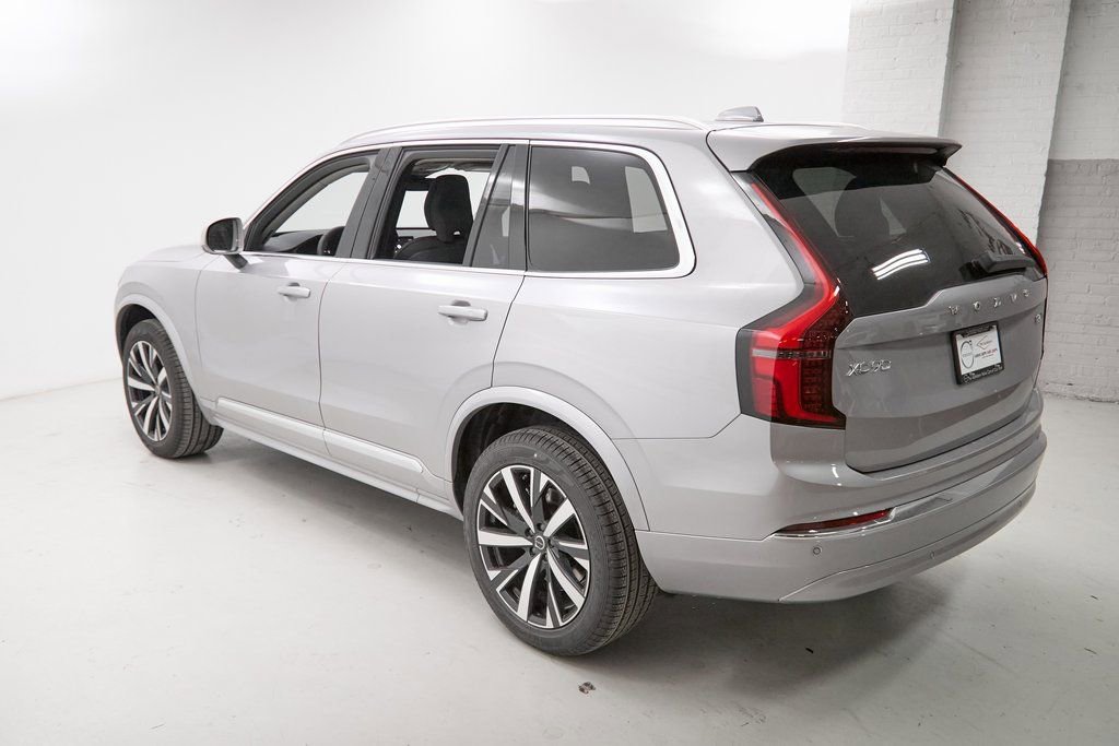 New 2026 Volvo XC90 B6 Core image 6