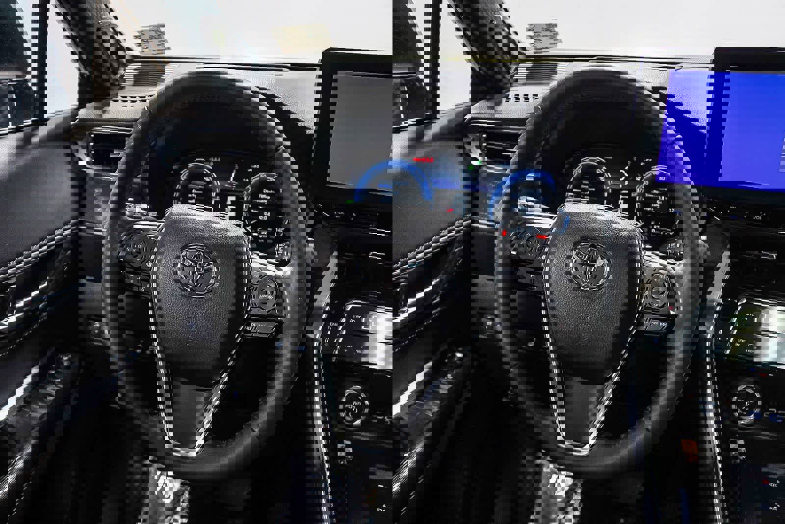 Certified 2024 Toyota Venza Limited image 15