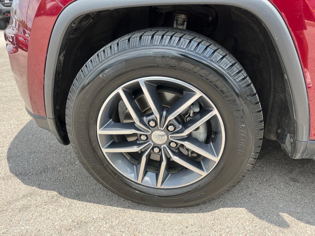 Used 2017 Jeep Grand Cherokee Limited w/ Luxury Group II RWD image 28