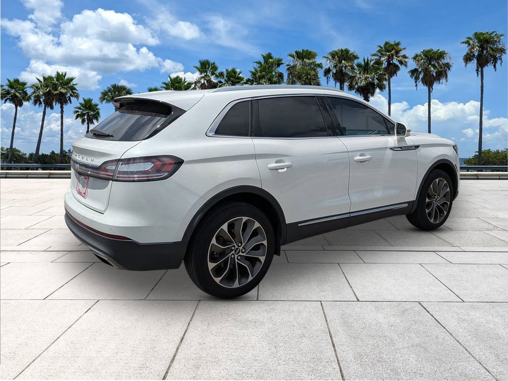 Used 2023 Lincoln Nautilus Reserve FWD image 5