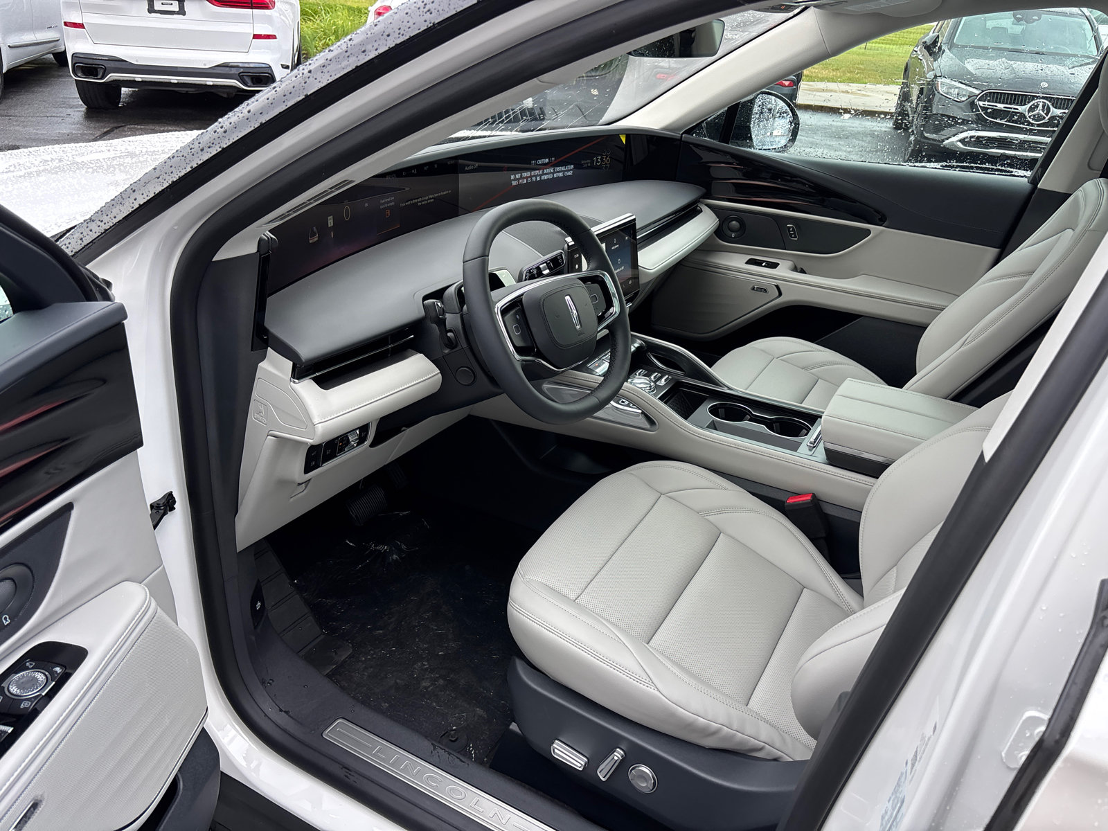 New 2026 Lincoln Nautilus Premier w/ Equipment Group 102A AWD/4WD image 25