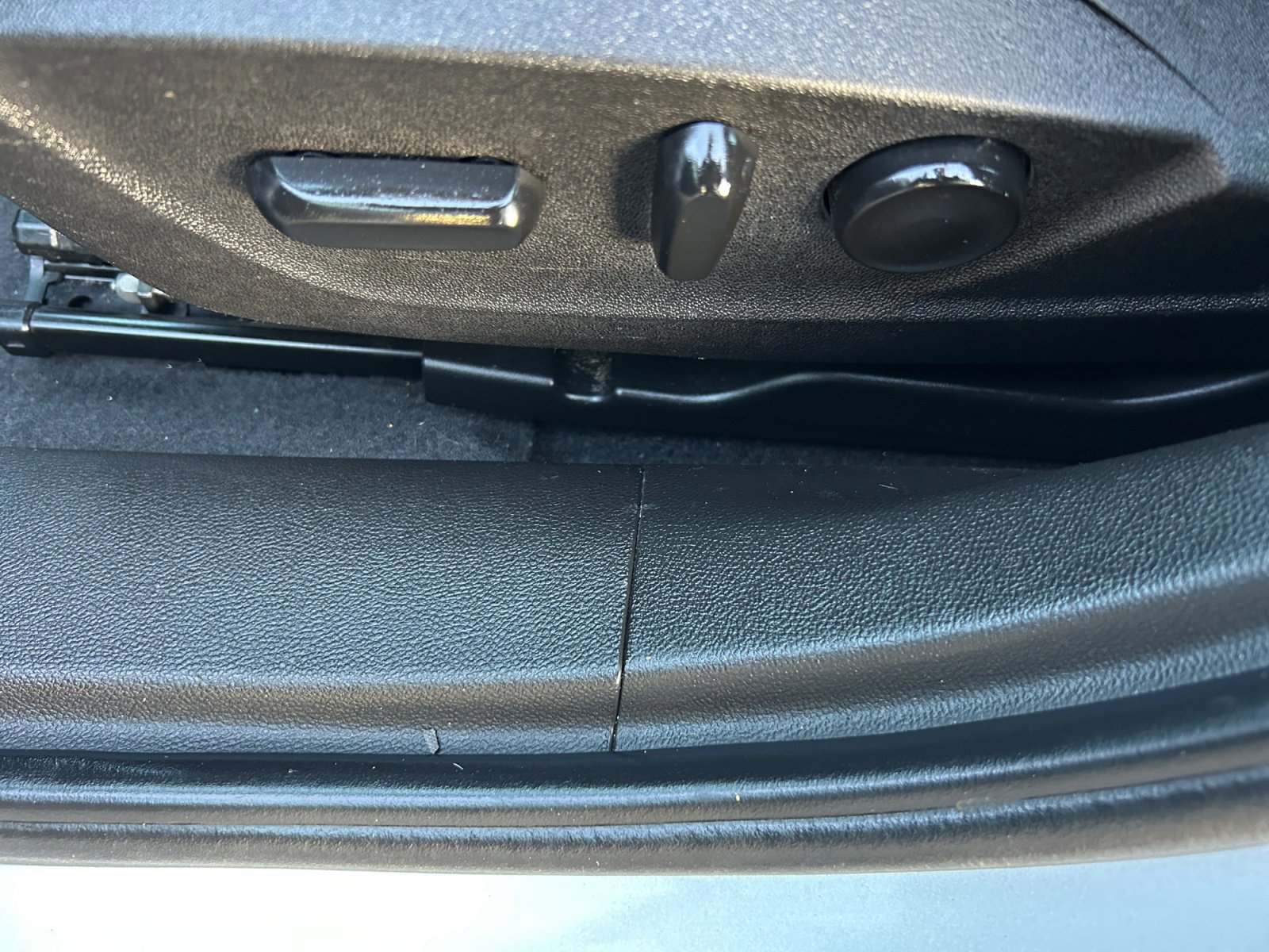 Used 2014 Chevrolet Malibu LT w/ Power Convenience Package image 14