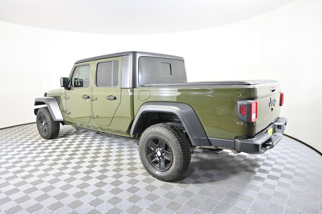 Used 2023 Jeep Gladiator Sport image 4