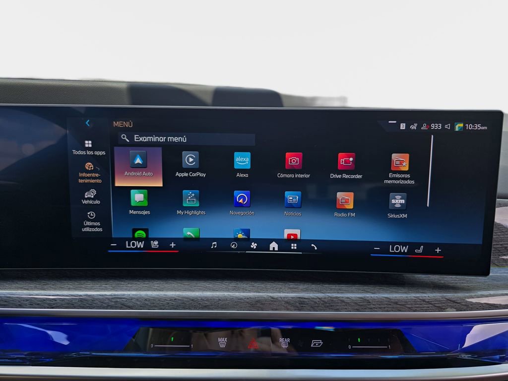 Used 2025 BMW i7 eDrive50 w/ M Sport Package image 24