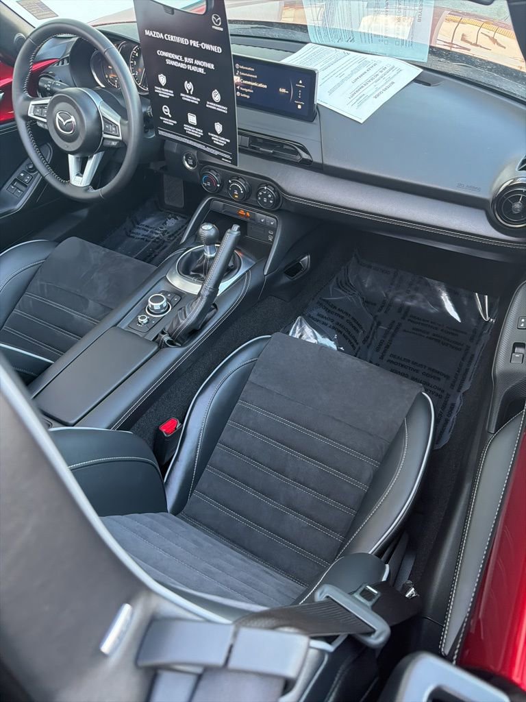 Certified 2024 MAZDA MX-5 Miata Club w/ Brembo/BBS Recaro Package image 19