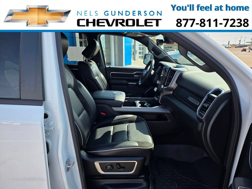 Used 2023 RAM 1500 Laramie AWD/4WD image 15