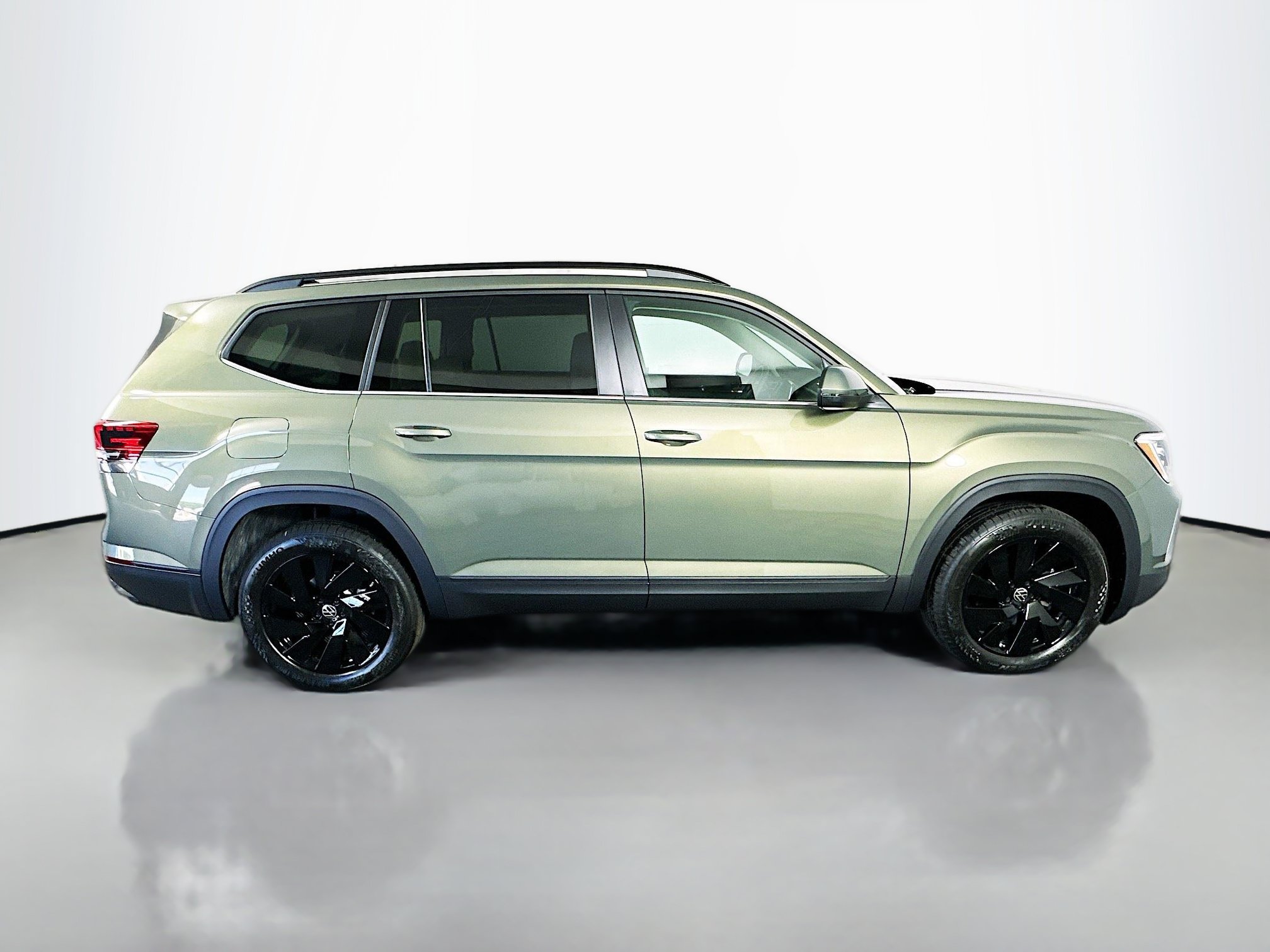 New 2026 Volkswagen Atlas SE AWD/4WD image 8