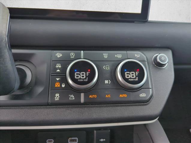 Used 2023 Land Rover Defender 110 X-Dynamic SE AWD/4WD image 22