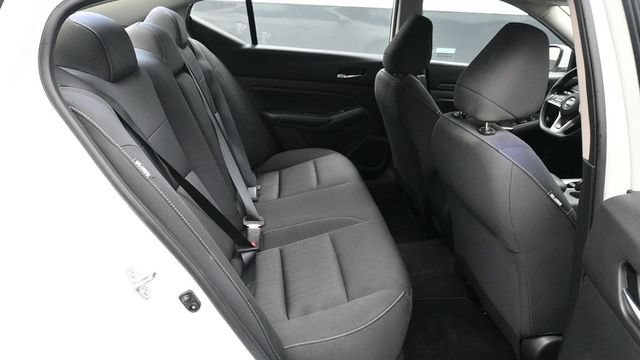 Used 2021 Nissan Altima 2.5 S FWD image 14