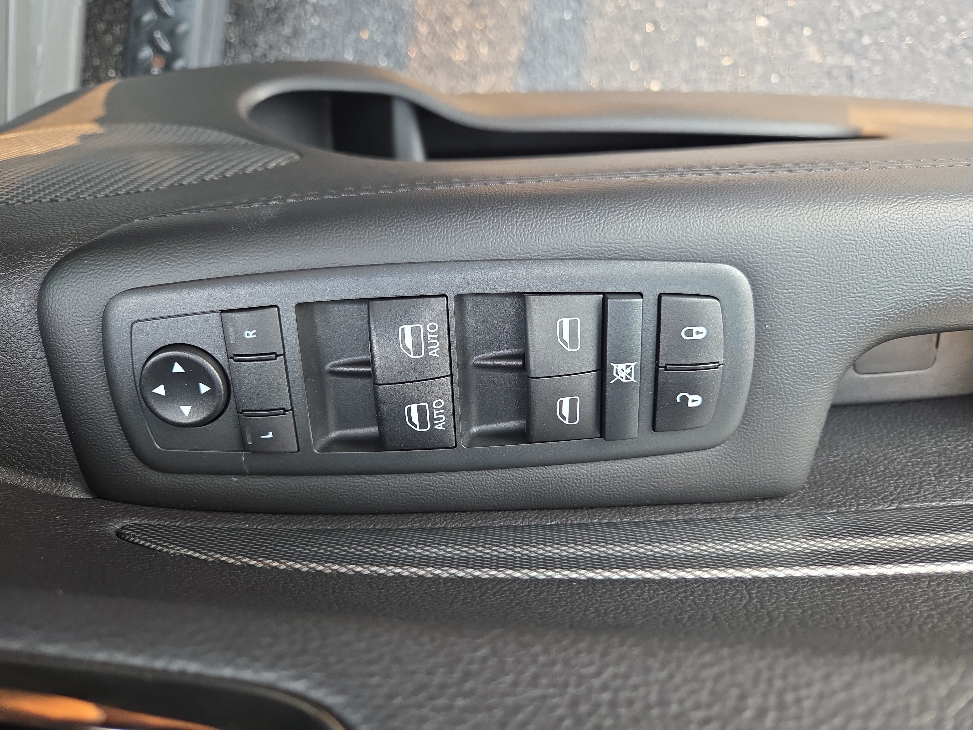 Used 2020 Dodge Durango GT w/ Blacktop Package AWD/4WD image 31