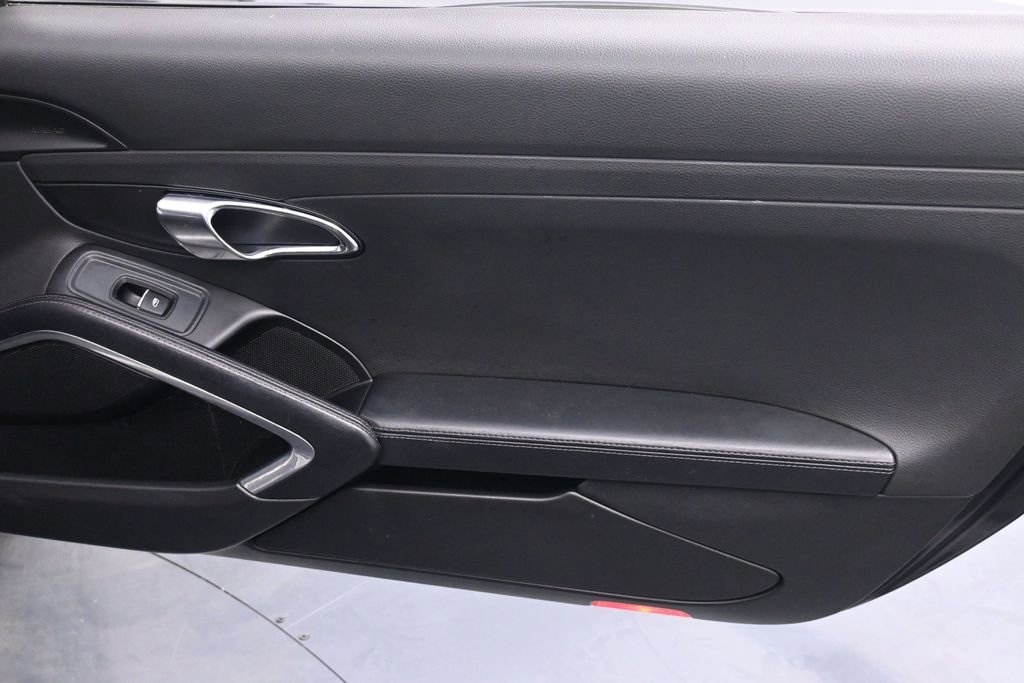 Used 2015 Porsche 911 Carrera RWD image 18