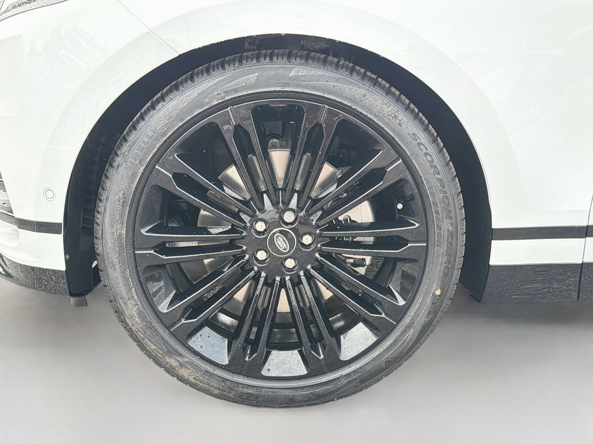 New 2026 Land Rover Range Rover Velar Belgravia AWD/4WD image 41