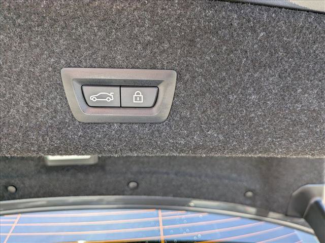 Used 2021 BMW 330e w/ Convenience Package image 7