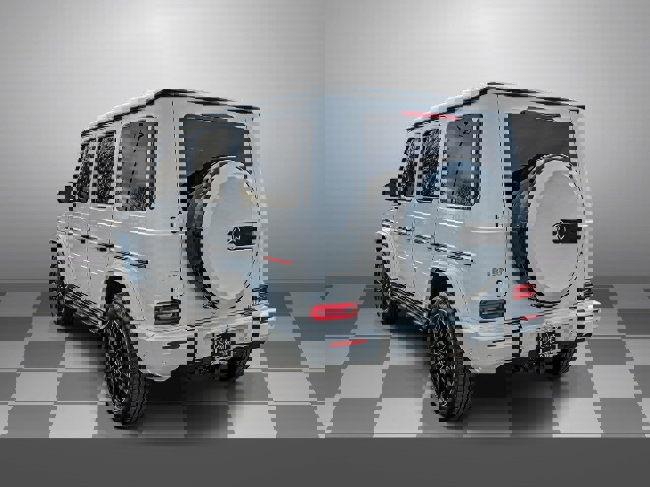 Used 2025 Mercedes-Benz G 550 image 4