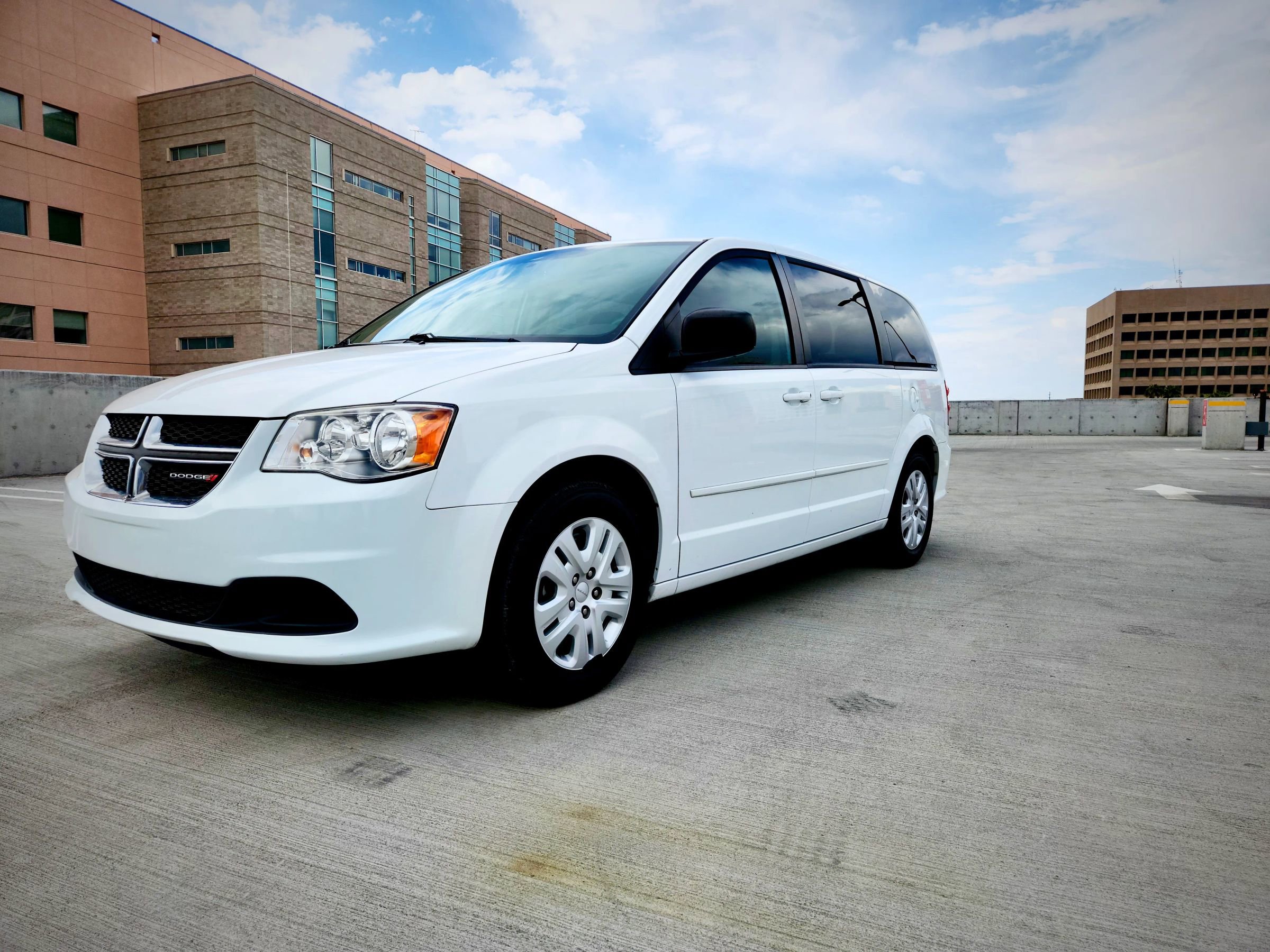 Used 2015 Dodge Grand Caravan SE w/ Quick Order Package 29E SE