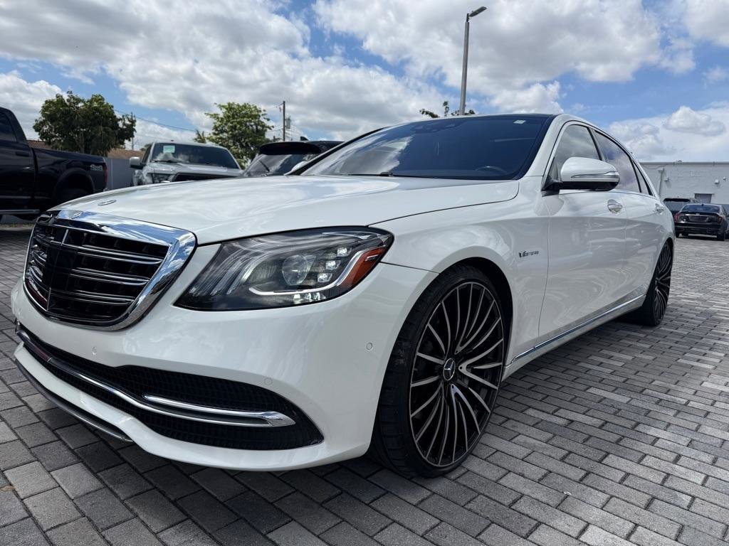 Used 2020 Mercedes-Benz S 560 Sedan image 3