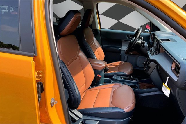 Certified 2023 Ford Maverick Lariat w/ Lariat Luxury Package FWD image 7