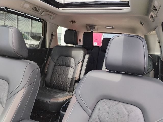 New 2026 Nissan Pathfinder Platinum AWD/4WD image 18