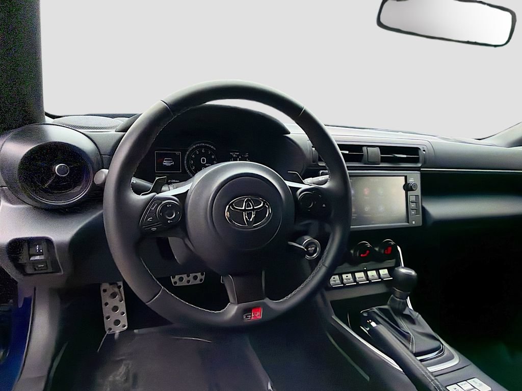 Used 2025 Toyota GR86 Premium w/ ALL Weather Mat Package (TMS) RWD image 21