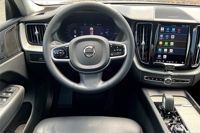 Used 2025 Volvo XC60 T8 Plus w/ Protection Package Premier image 5