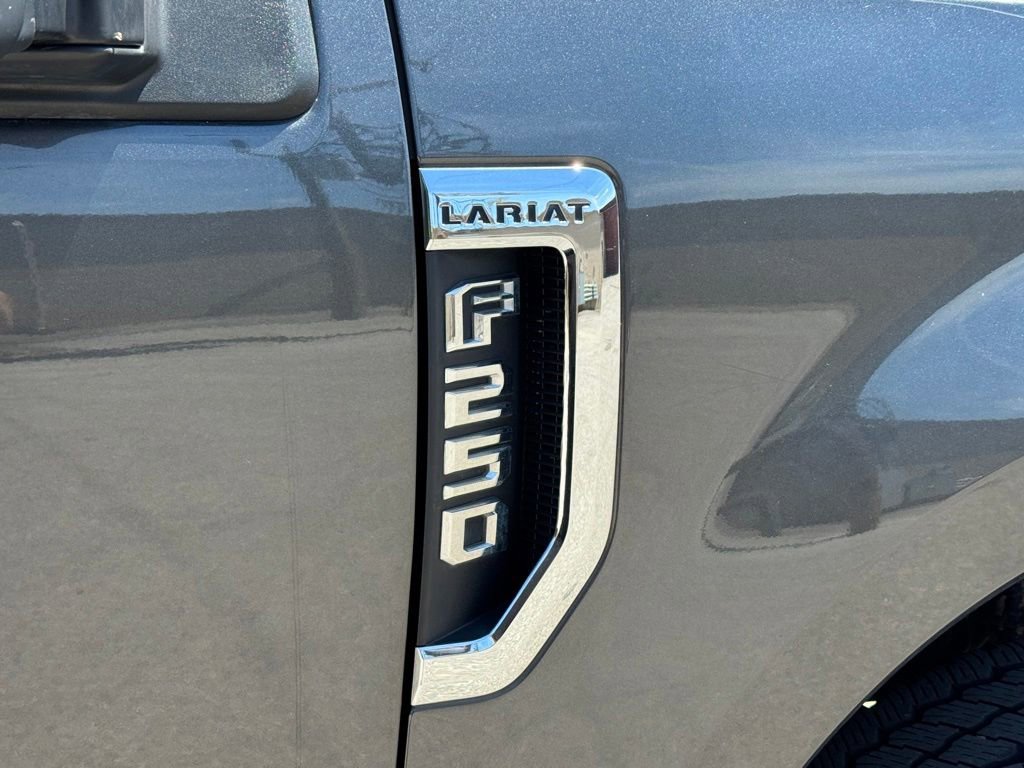 Used 2017 Ford F250 Lariat w/ Chrome Package AWD/4WD image 10