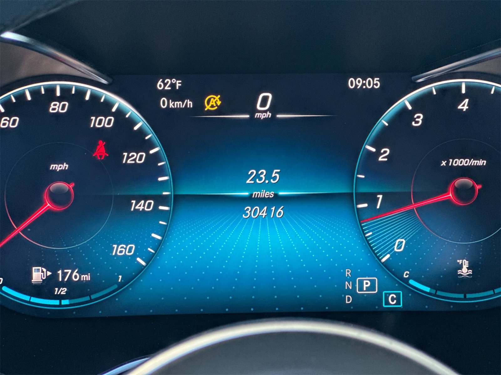 Certified 2022 Mercedes-Benz GLC 300 4MATIC w/ Premium Package Lite image 30