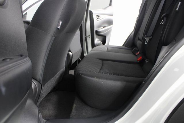 Used 2020 Nissan Rogue Sport S image 16