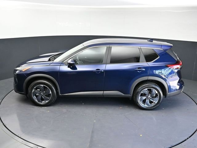 Used 2025 Nissan Rogue SV image 32