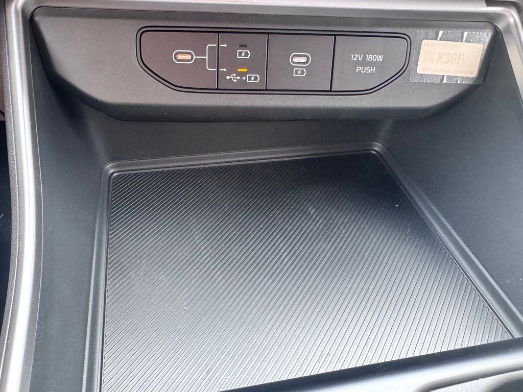 New 2026 Kia Carnival LXS image 21