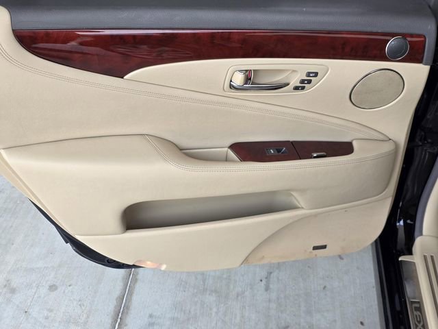 Used 2008 Lexus LS 460 L RWD image 34