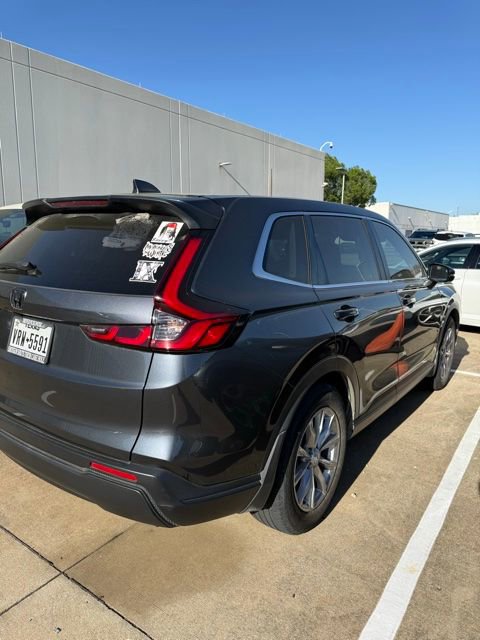 Used 2025 Honda CR-V EX image 3