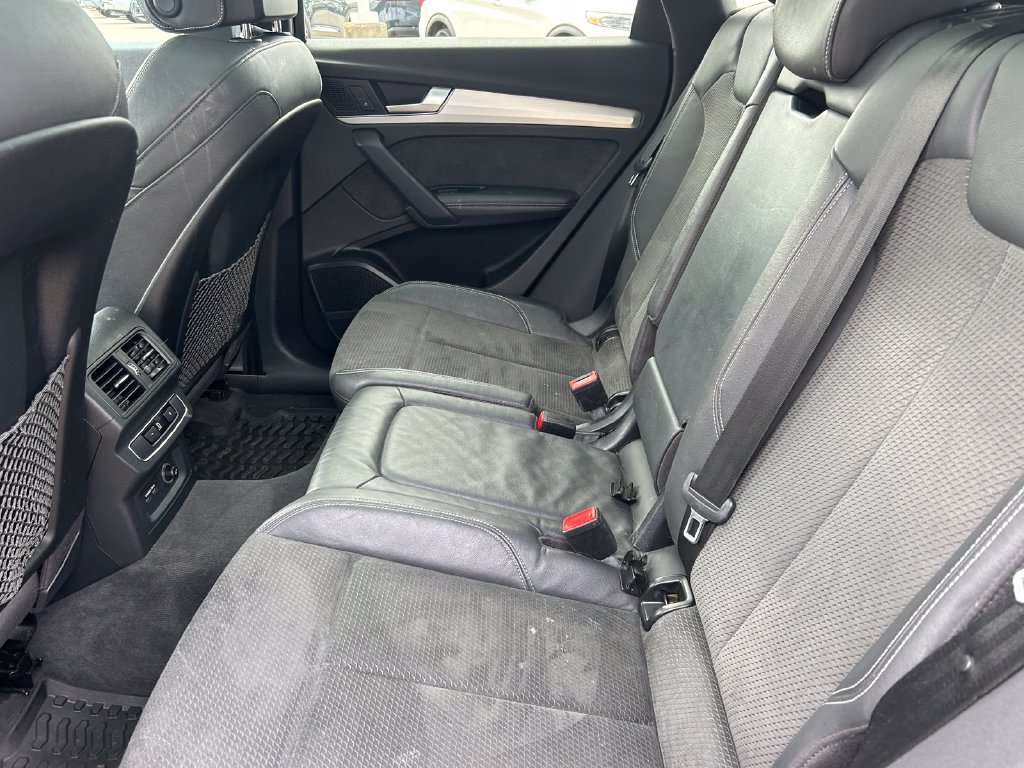 Used 2020 Audi SQ5 Premium Plus w/ Premium Plus Package AWD/4WD image 15