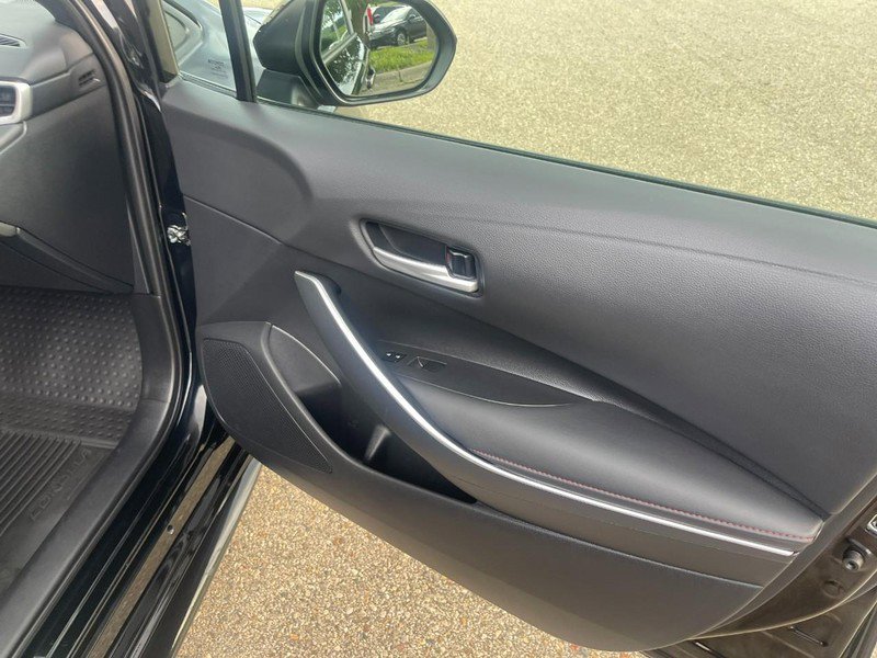 Used 2023 Toyota Corolla SE image 10