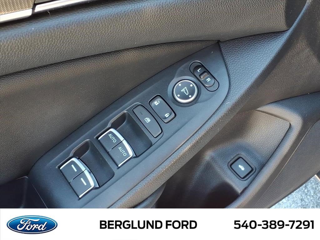 Used 2019 Honda Accord Sport image 18