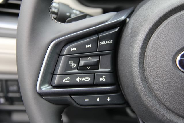 Used 2025 Subaru Forester Limited AWD/4WD image 22